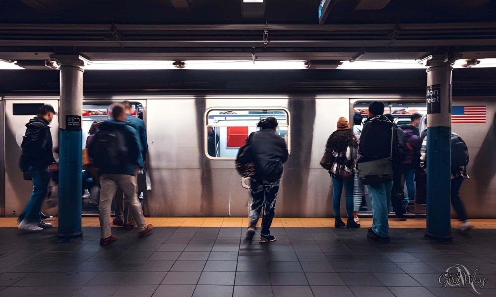 NYC Subway Guide: How to Ride the New York City Subway with OMNY
